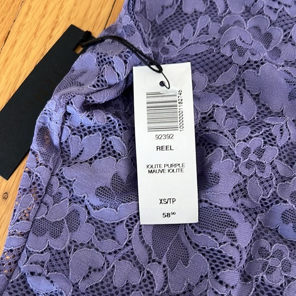 BNWT! Aritzia Ten by Babaton reel purple halter lace bodysuit XS - Picture 3 of 6
